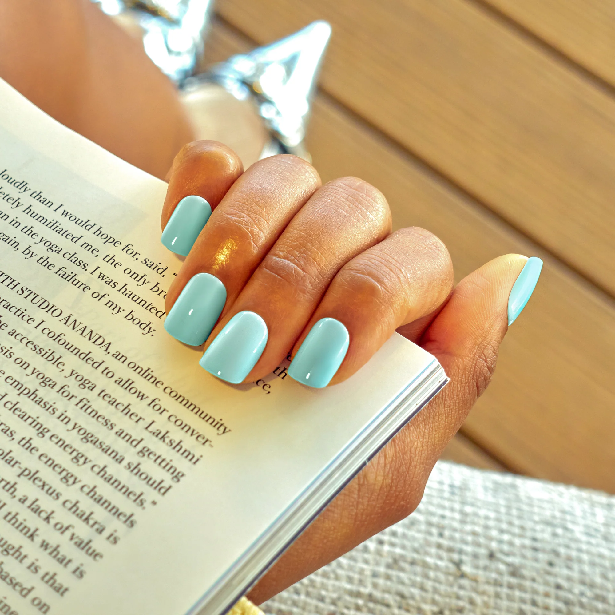 imPRESS Color Press On Nails - Get Closer - Image 2