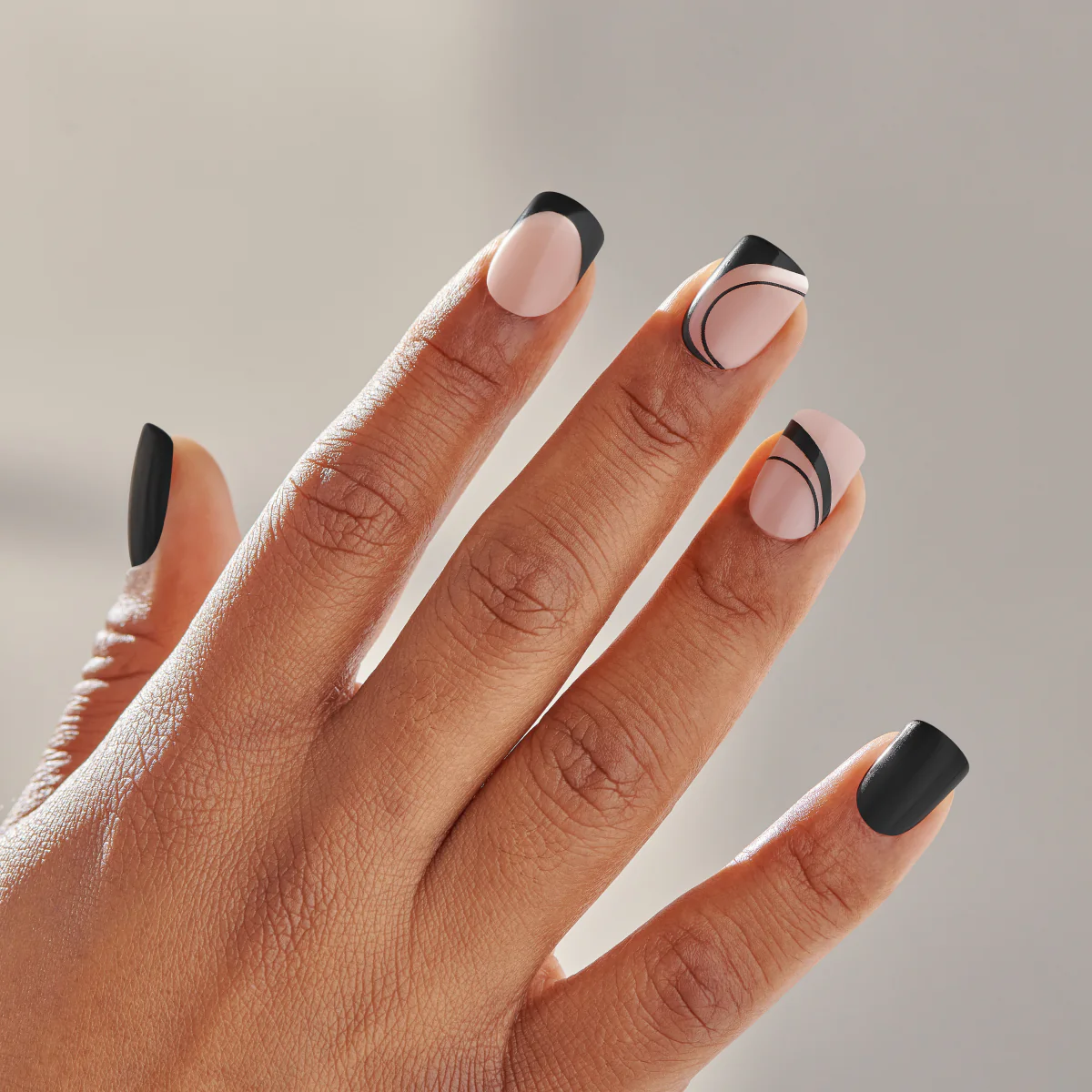 imPRESS Press On Manicure - Wide Fit - Black Dress - Image 2
