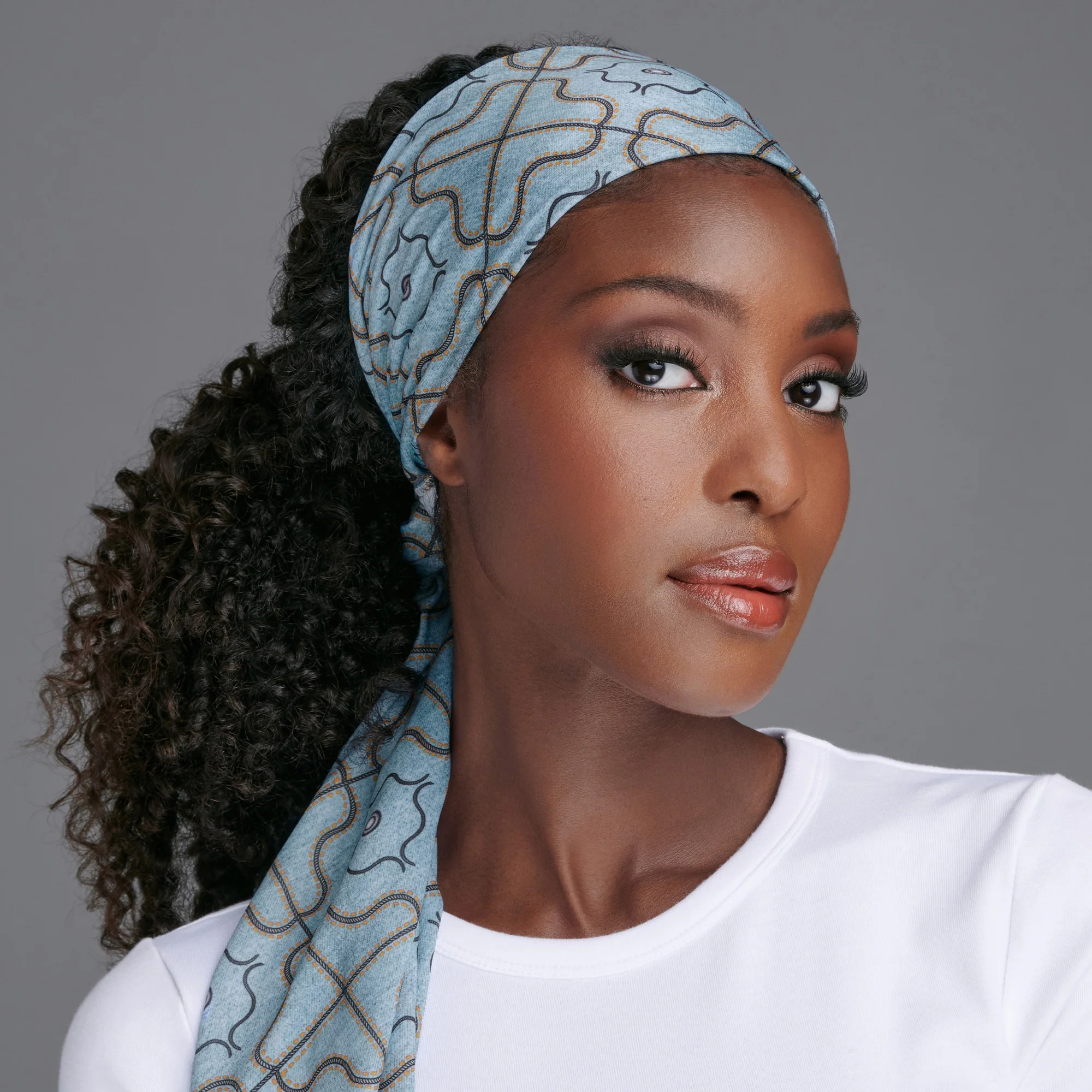 KISS Colors & Care Limited Edition BIFC Satin Wrap Scarf - Samaria Leah - Image 2