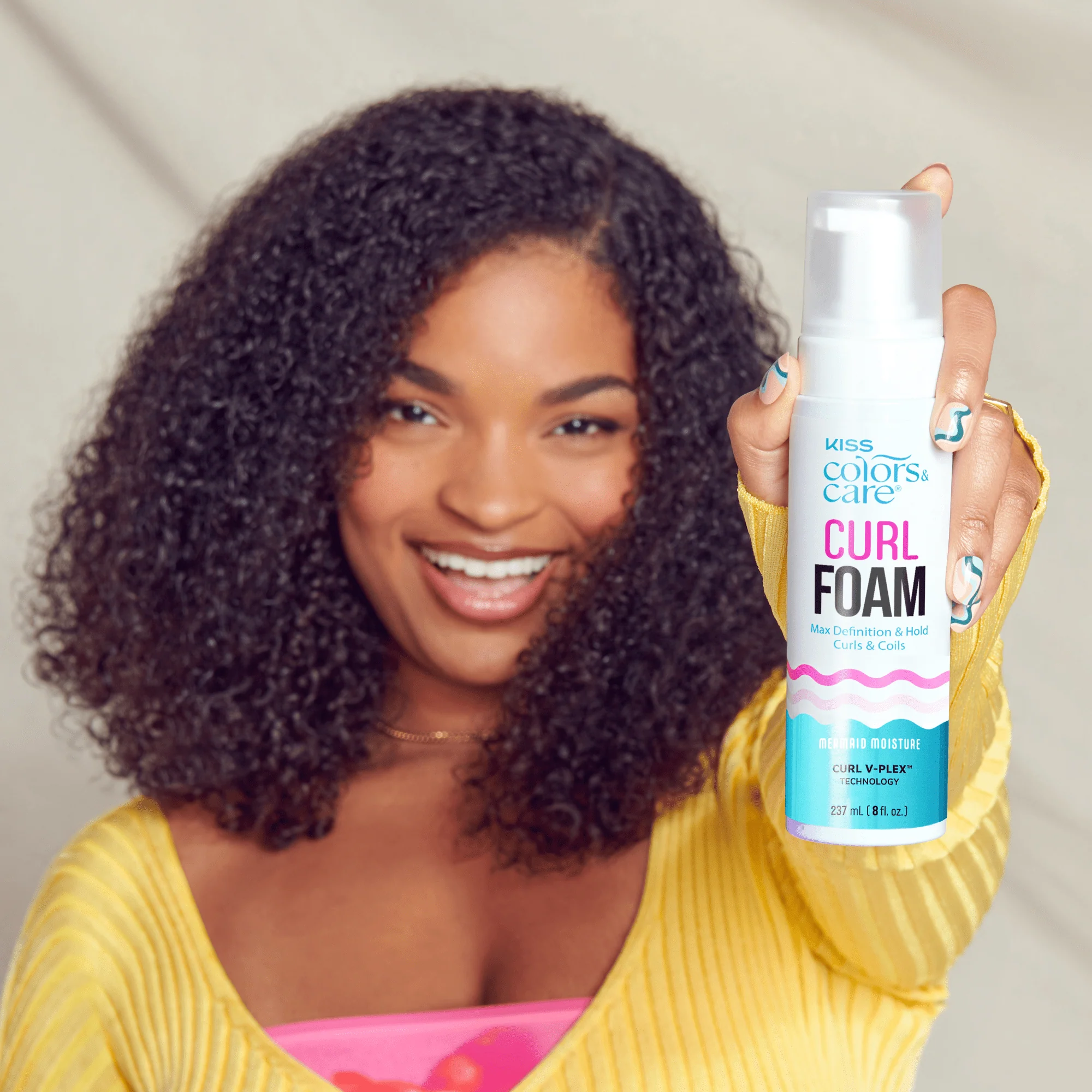 KISS Colors & Care Curl Foam Hair Mousse, Max Definition & Hold - 8 fl oz - Image 5