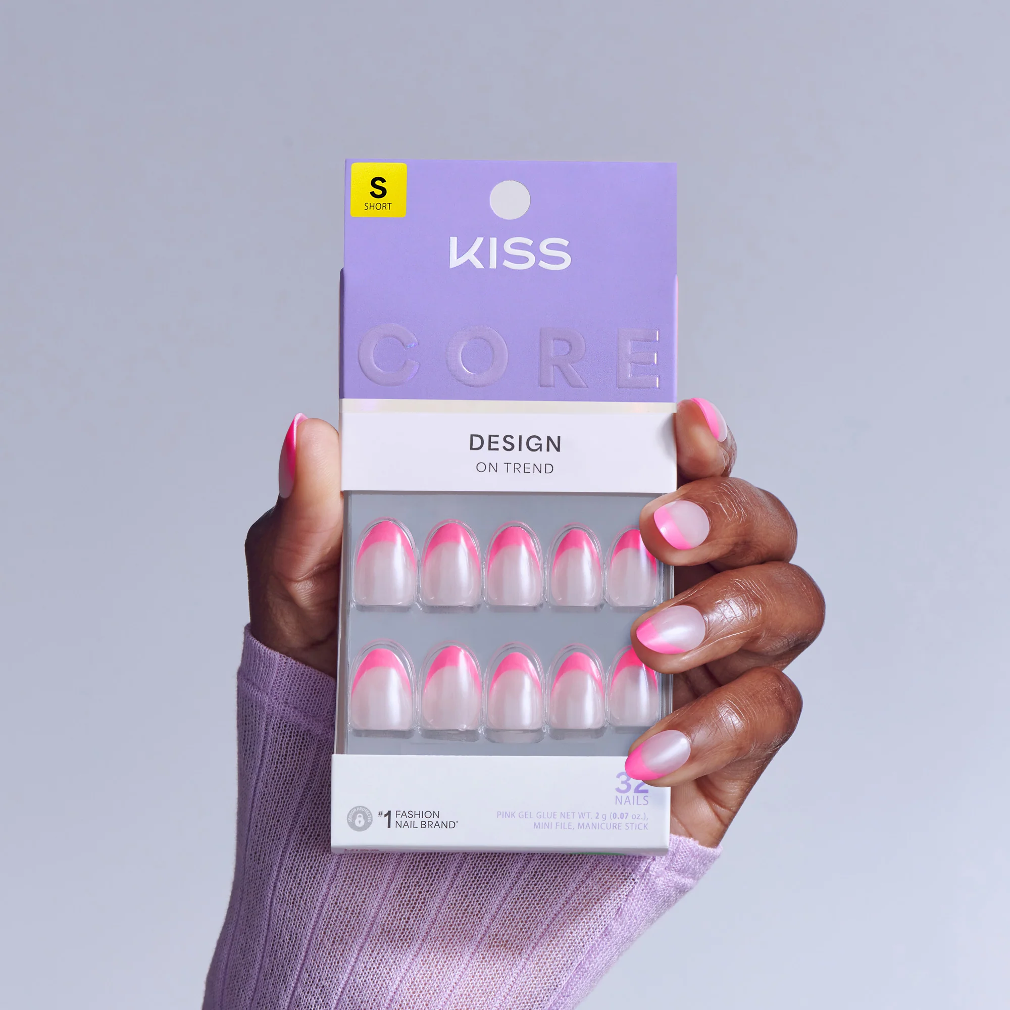 KISS CORE Design Press On Glue Nails - Shining Bright - Image 2