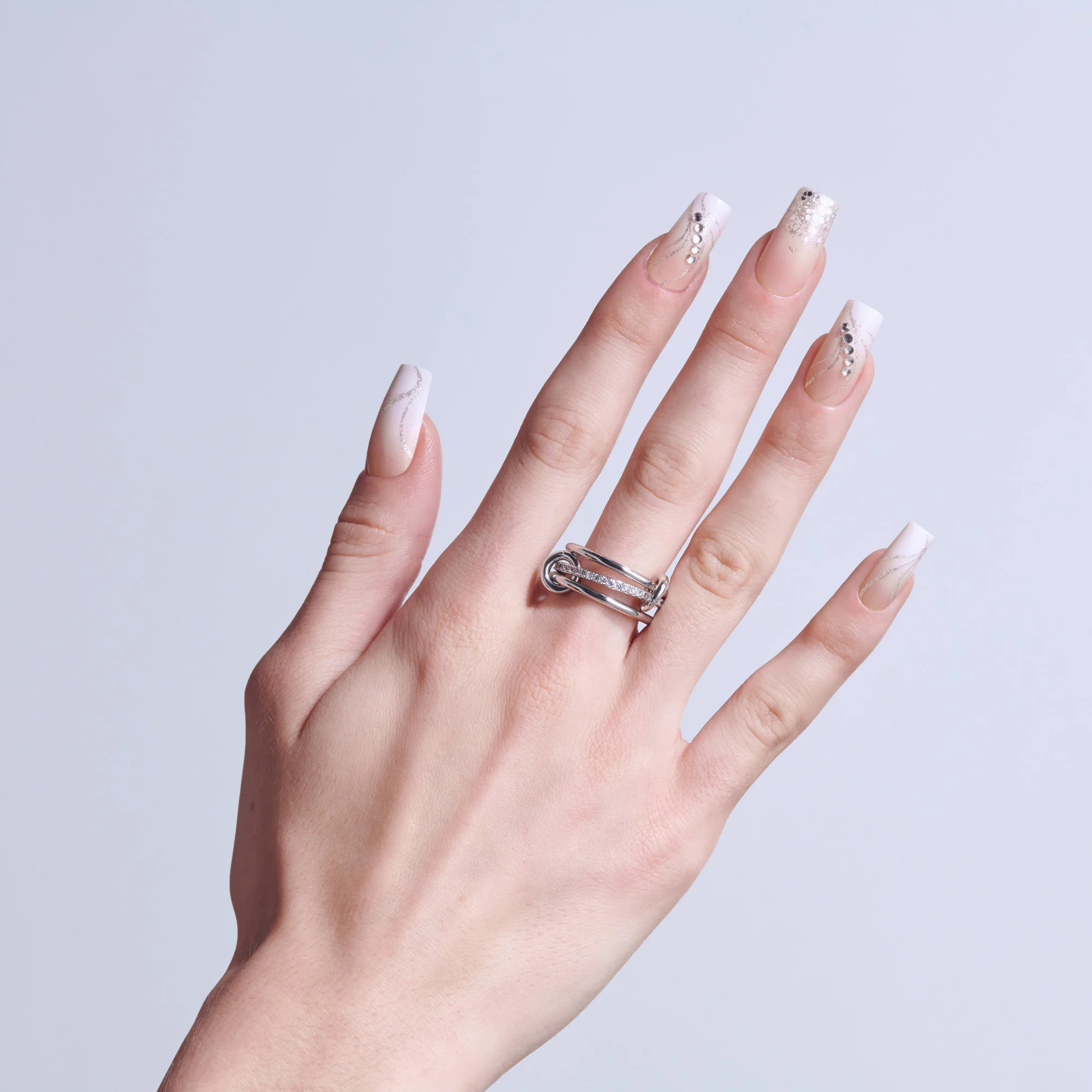 KISS GLAM 3D & Jewel Press On Glue Nails - Wrapped in Beauty - Image 3
