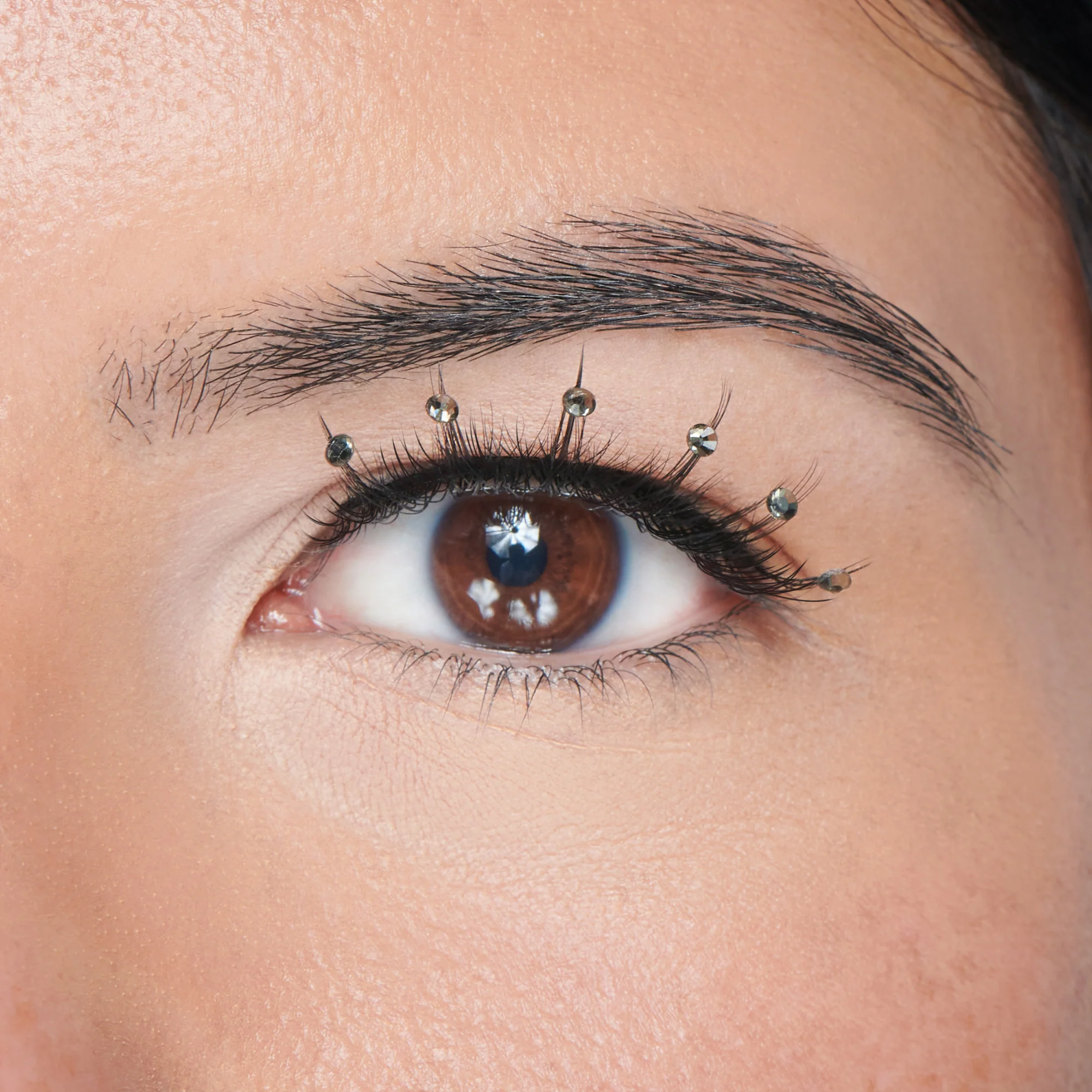 KISS Halloween Decorated Lashes & Gem Sticker - Flapper Girl - Image 3