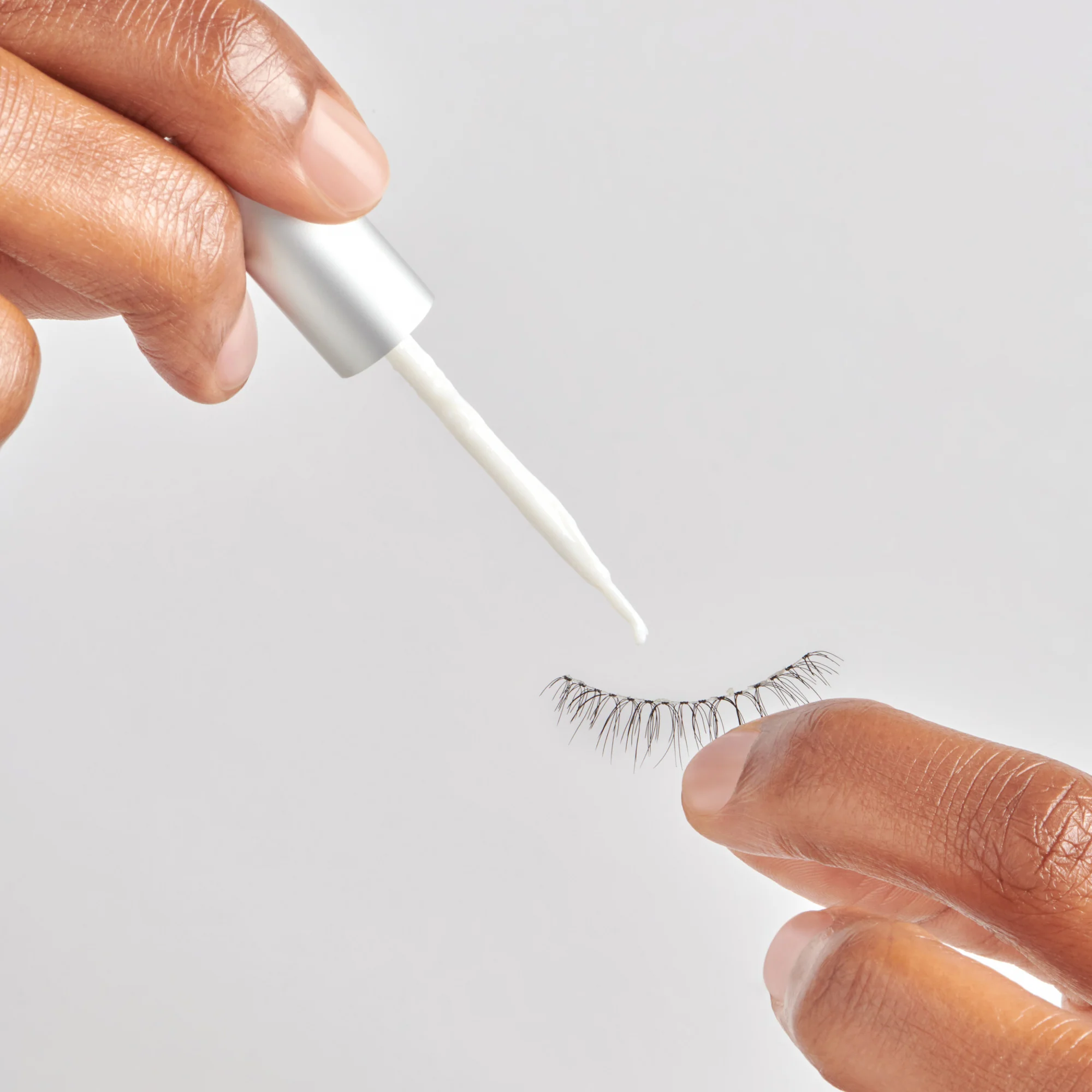 KISS Lash Case Kit - Image 3