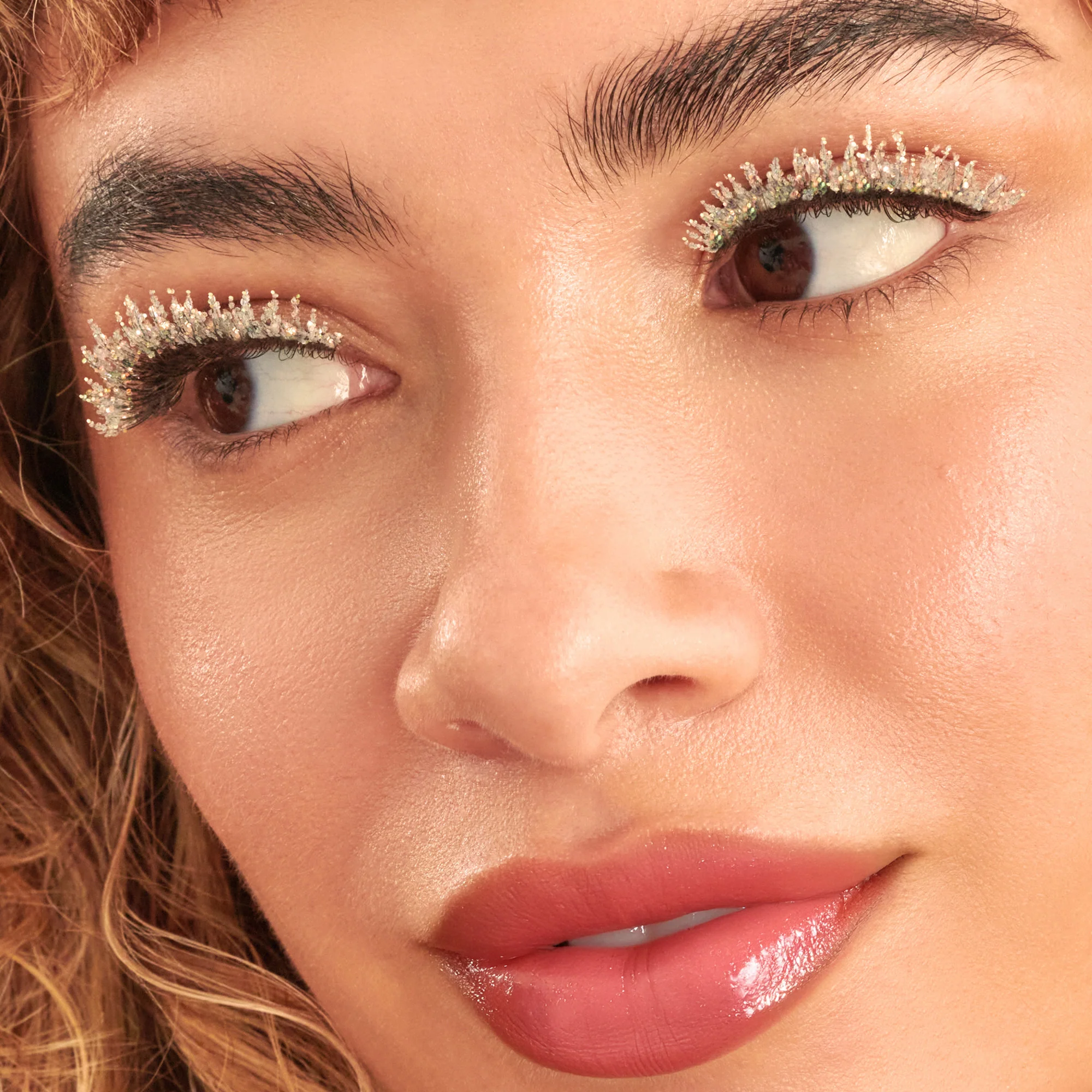 KISS Lash Couture Faux Mink Holiday Lashes – Little Black Dress - Image 2