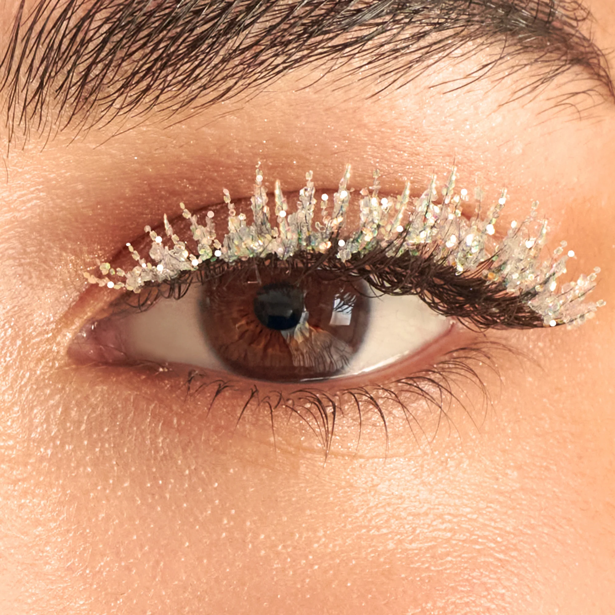 KISS Lash Couture Faux Mink Holiday Lashes – Little Black Dress - Image 4