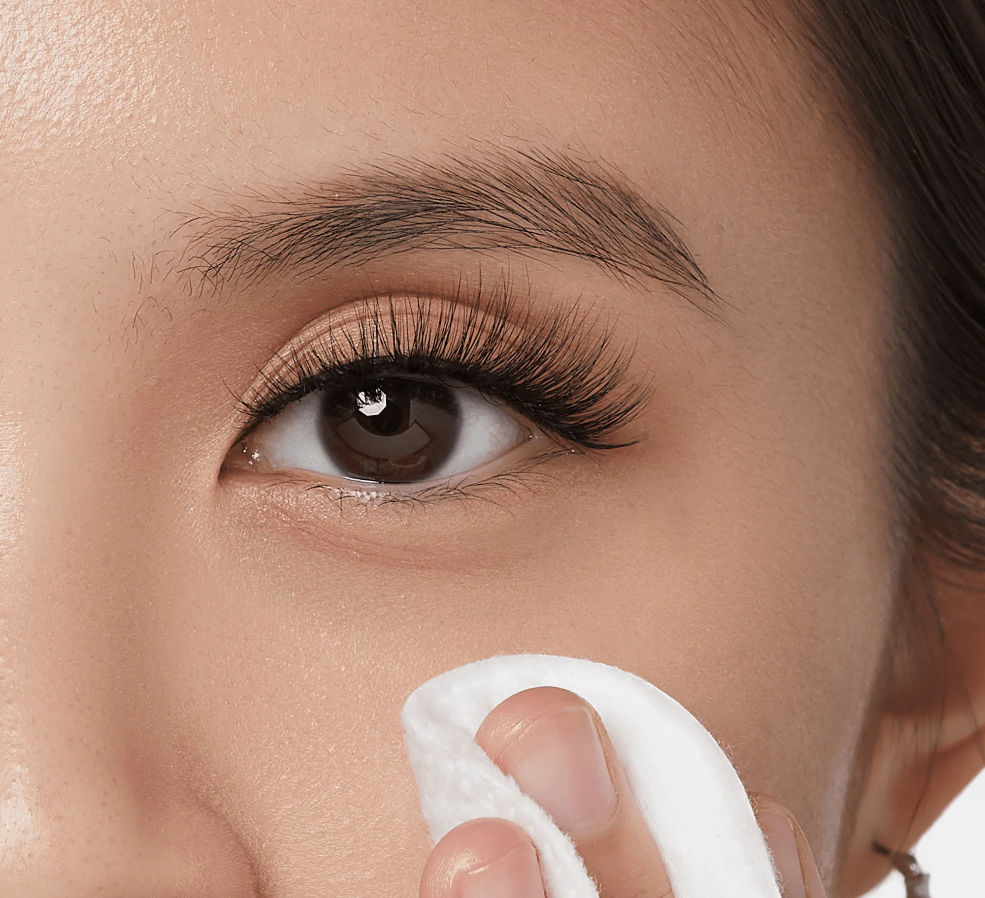 KISS Lash Purify Eye Makeup Remover and Lash Cleanser - Image 3