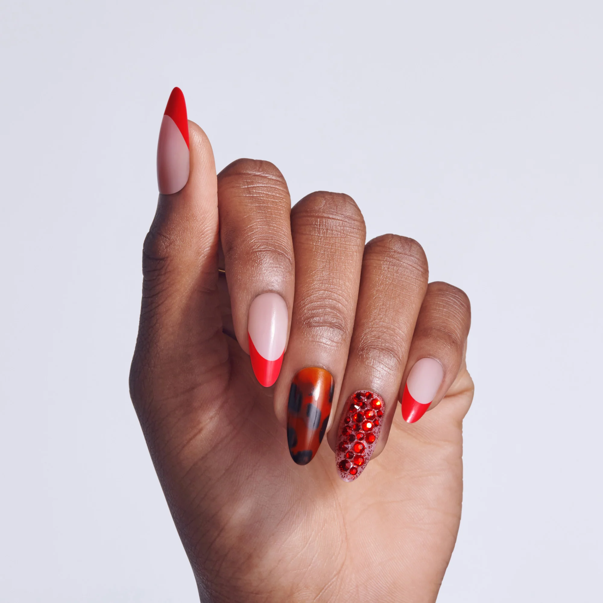 KISS LUXE Press On Glue Nails - Tidal Quest - Image 3