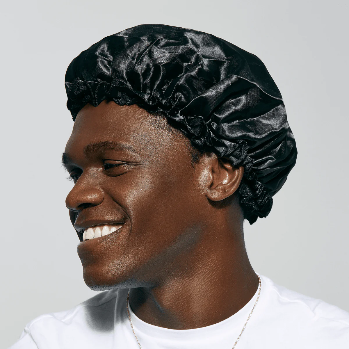 KISS Colors & Care KISS SATIN BONNET BLACK - Image 2