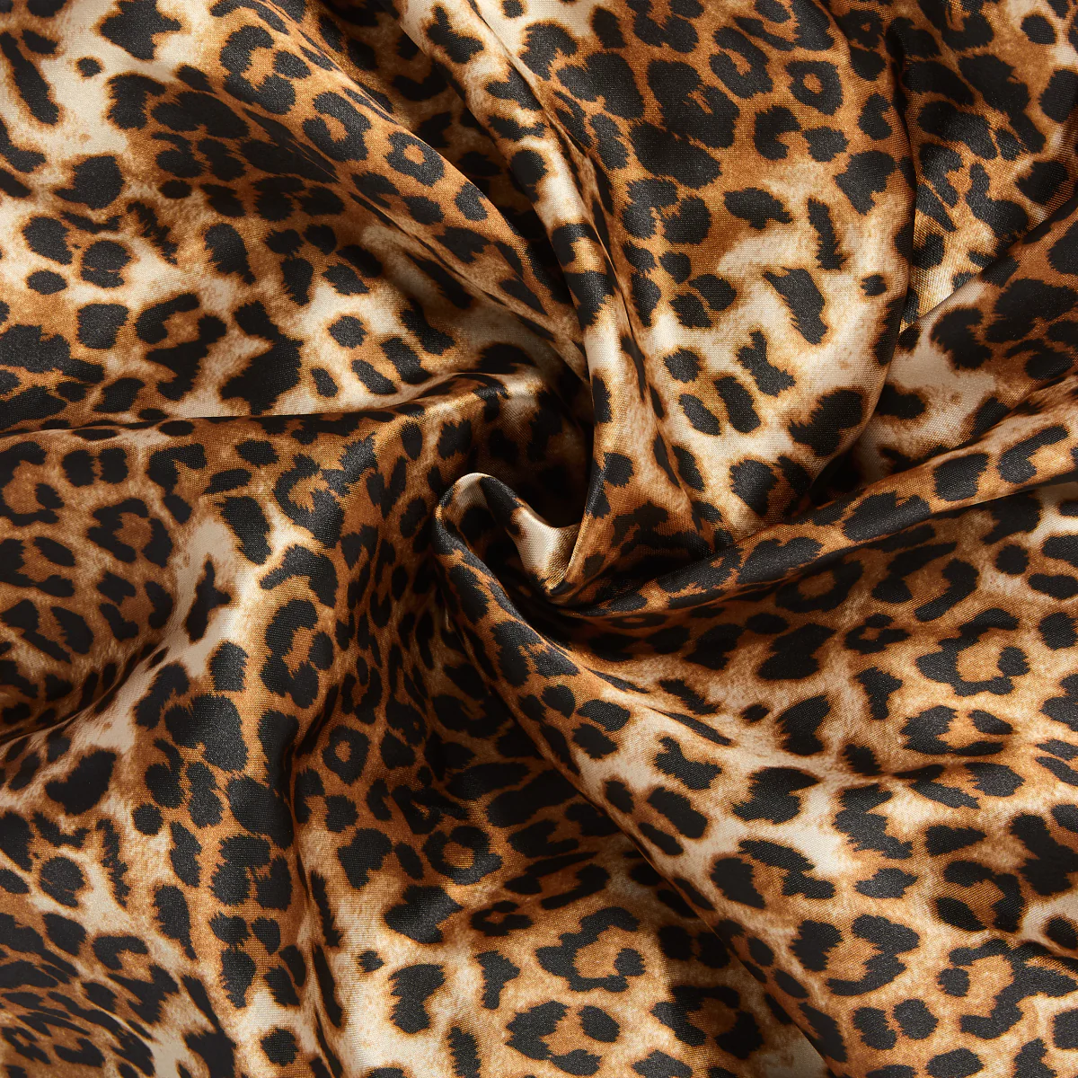 KISS Colors & Care Silky Satin Double Wear Cap, XL, Leopard - Image 3