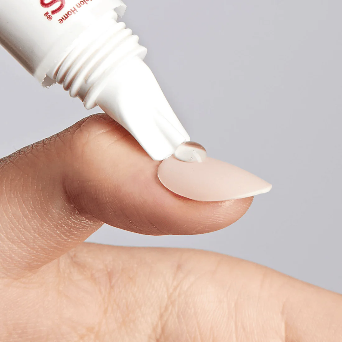 KISS Glue OFF Press On Nails Remover - Image 2