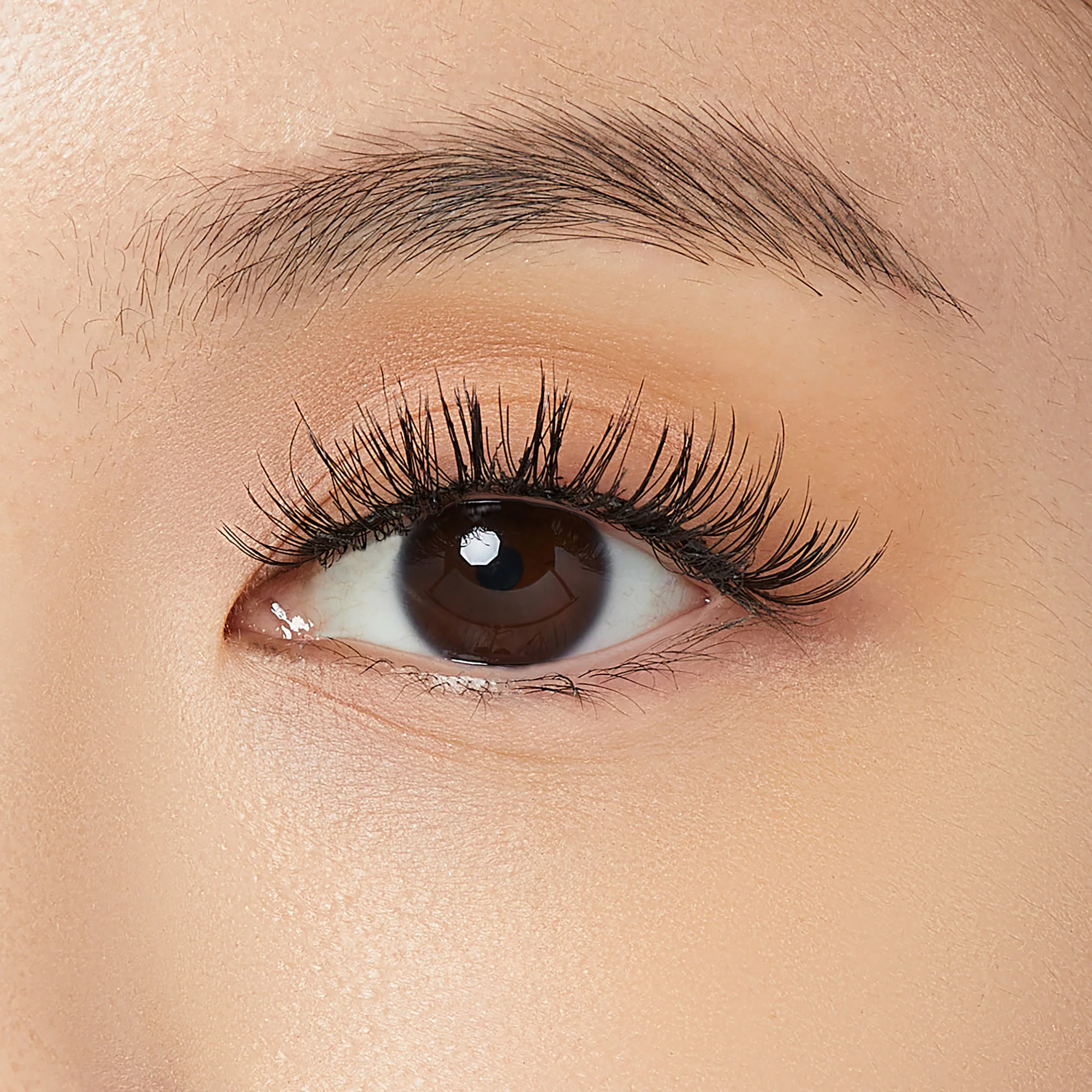 KISS The New Natural - Trio Lash – Noir - Image 2