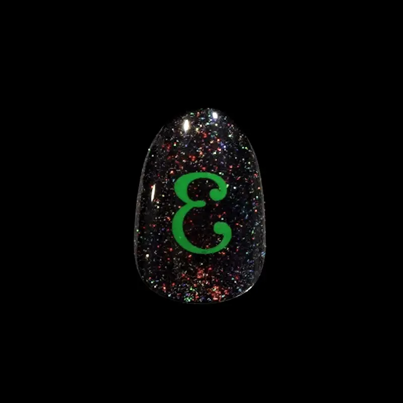 WICKED X KISS | I Look Good in Green - Image 2
